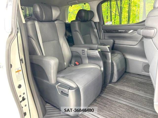 Toyota ALPHARD 2022-04 213169-8