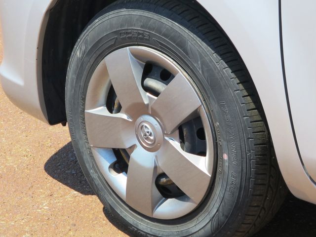 Toyota SIENTA 2011-12 4962-19