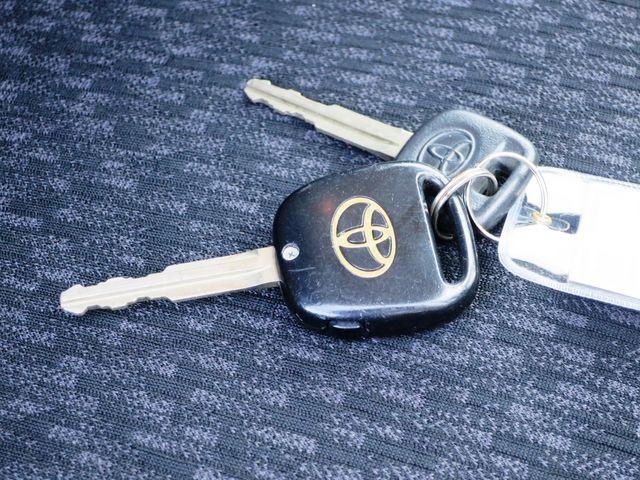 Toyota SIENTA 2011-12 4962-17
