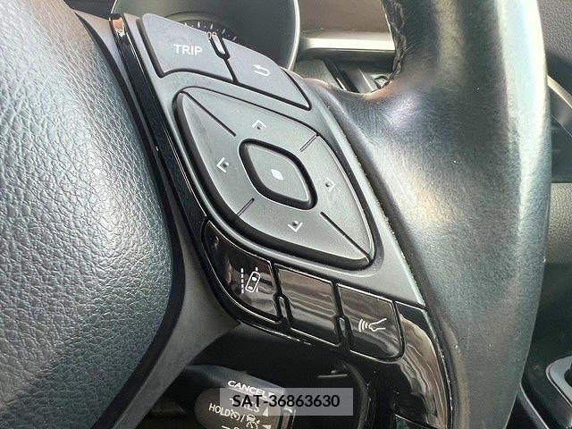 Toyota C-HR 2017-07 344116-21