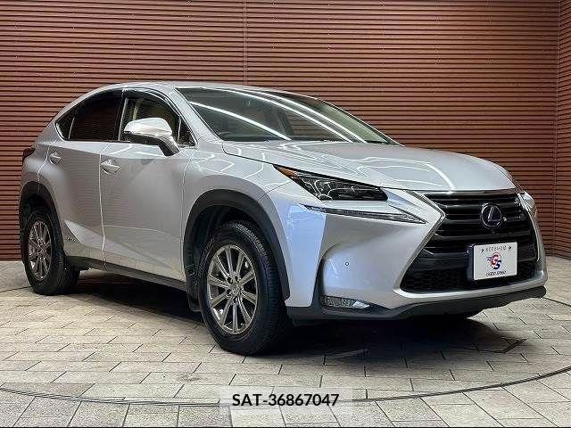 Lexus NX 2015-09 209456-10