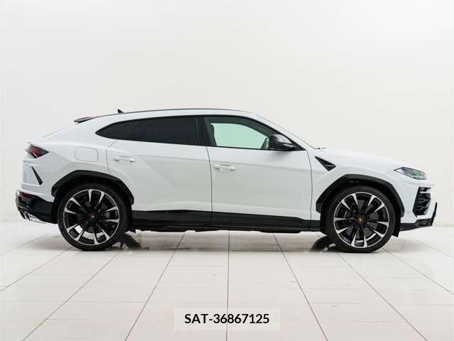 Lamborghini URUS 2022-05 373412-6