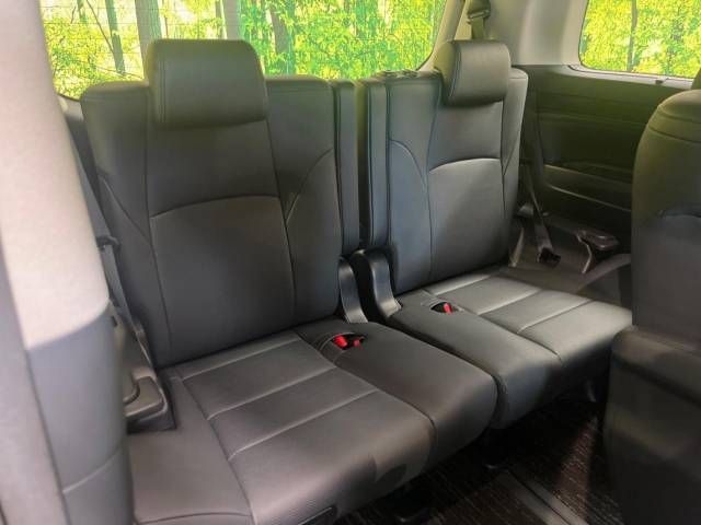 Toyota ALPHARD 2021-09 14575-10