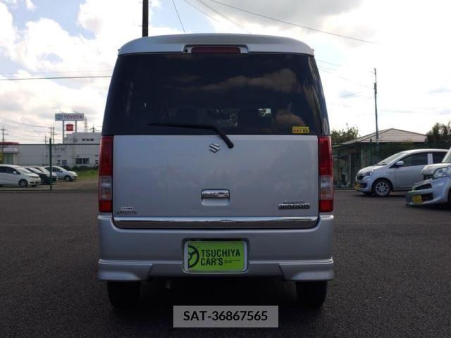 Suzuki EVERY WAGON 2012-06 268985-9