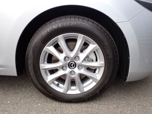Mazda AXELA HYBRID 2016-09 22173-19