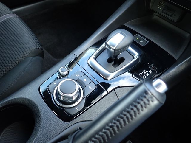 Mazda AXELA HYBRID 2016-09 22173-7