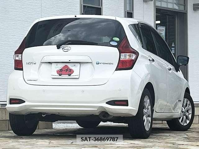 Nissan NOTE 2016-11 377316-2