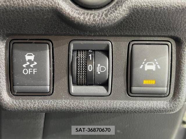 Nissan NOTE 2018-07 340108-5