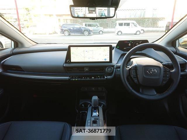 Toyota PRIUS 2023-06 313503-1