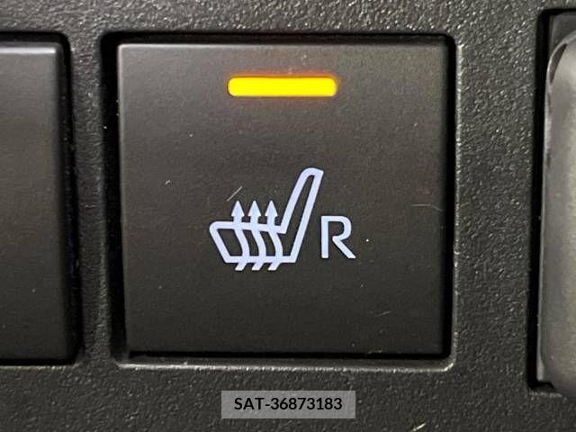 Toyota RAIZE 2023-05 324431-7