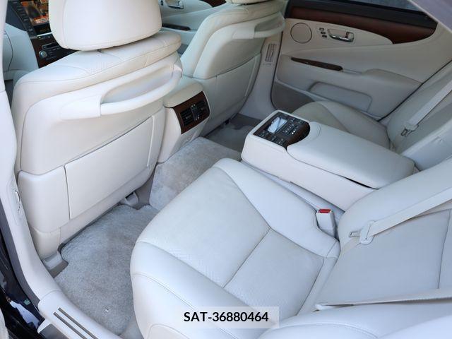 Lexus LS 2010-09 205383-11