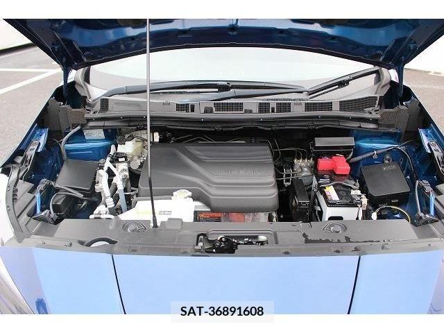Nissan LEAF 2019-08 324803-17