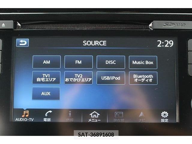 Nissan LEAF 2019-08 324803-14
