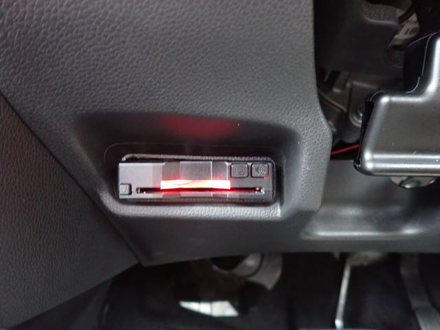 Honda FIT 2018-04 190139-13