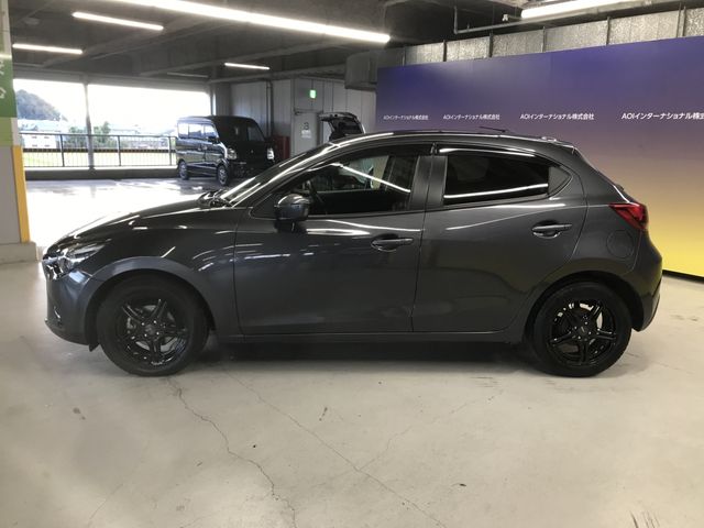 Mazda DEMIO 2015-09 17679-9