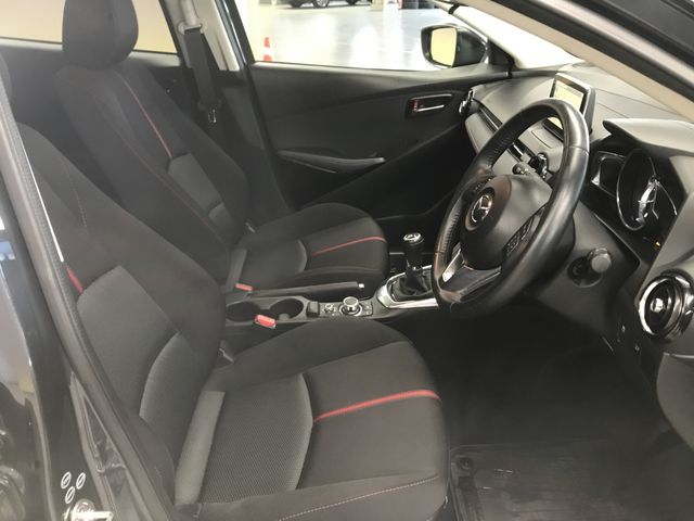 Mazda DEMIO 2015-09 17679-12