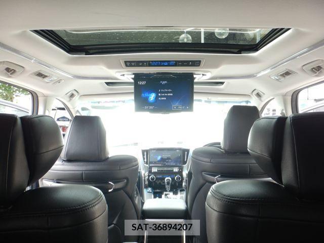 Toyota ALPHARD 2017-10 341763-16