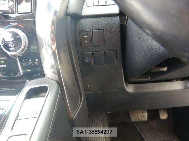 Toyota ALPHARD 2017-10 341763-8