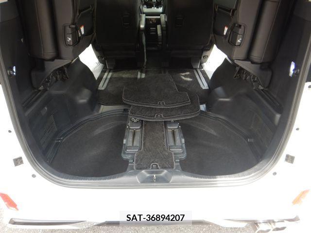 Toyota ALPHARD 2017-10 341763-23