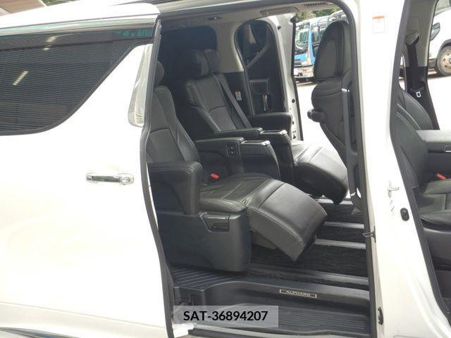 Toyota ALPHARD 2017-10 341763-5