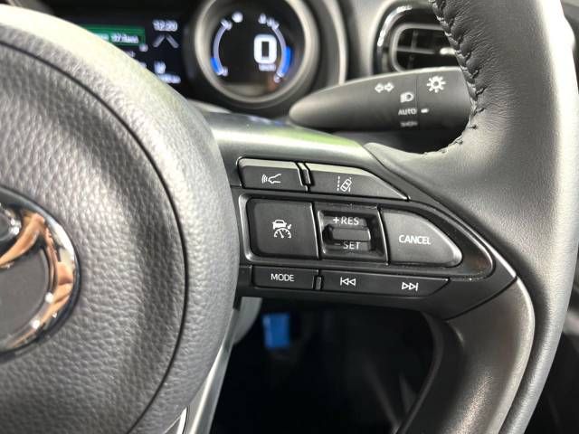 Toyota YARIS CROSS 2023-07 190968-5
