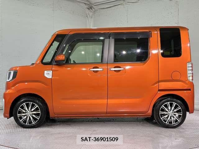 Daihatsu WAKE 2016-04 310543-11