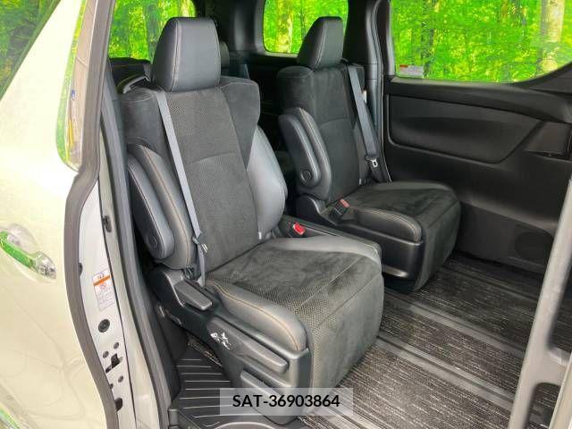 Toyota VELLFIRE 2020-08 215564-9