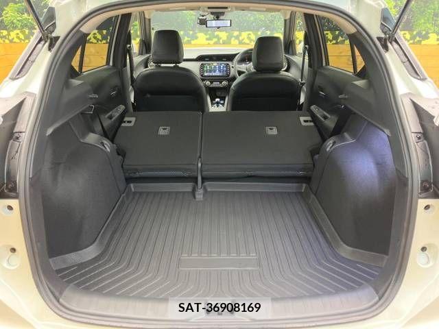 Nissan KICKS 2021-11 225528-11