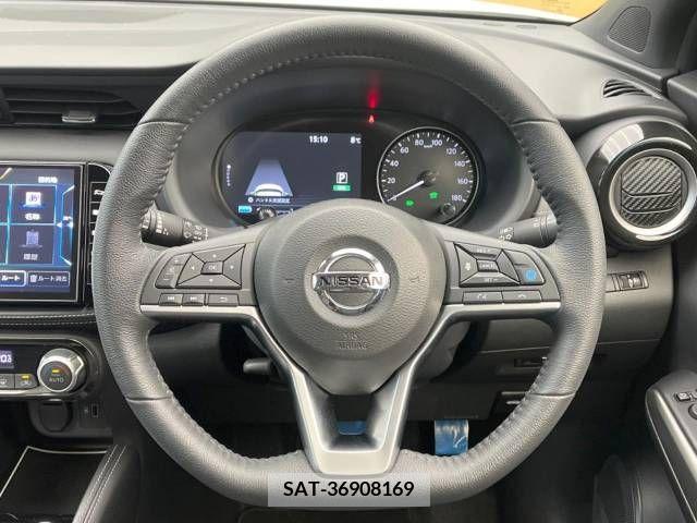 Nissan KICKS 2021-11 225528-8