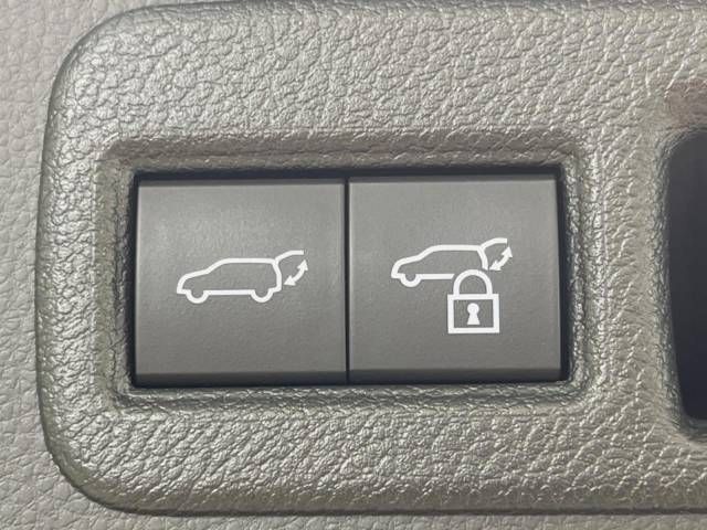 Toyota HARRIER HYBRID 2020-10 4947-5