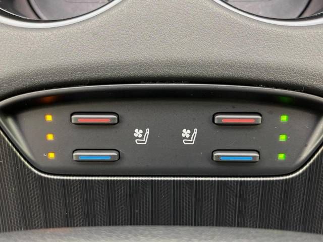 Toyota HARRIER HYBRID 2020-10 4947-6