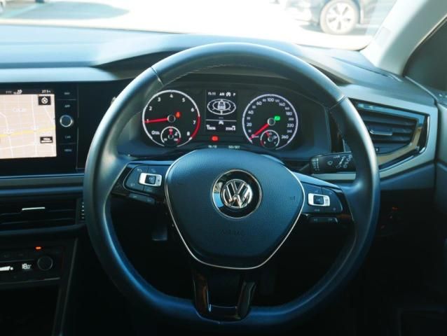 VolksWagen POLO 2020-12 13858-12