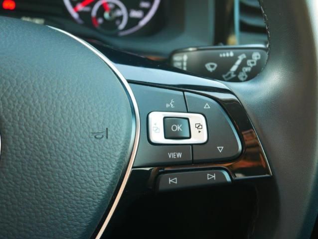 VolksWagen POLO 2020-12 13858-14