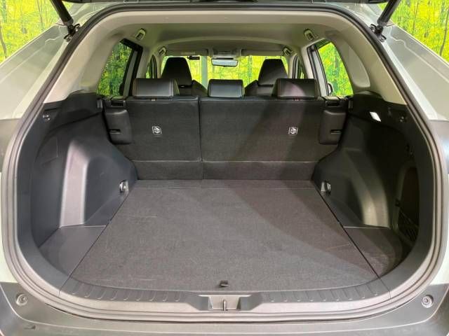 Toyota RAV4 2022-10 185537-10