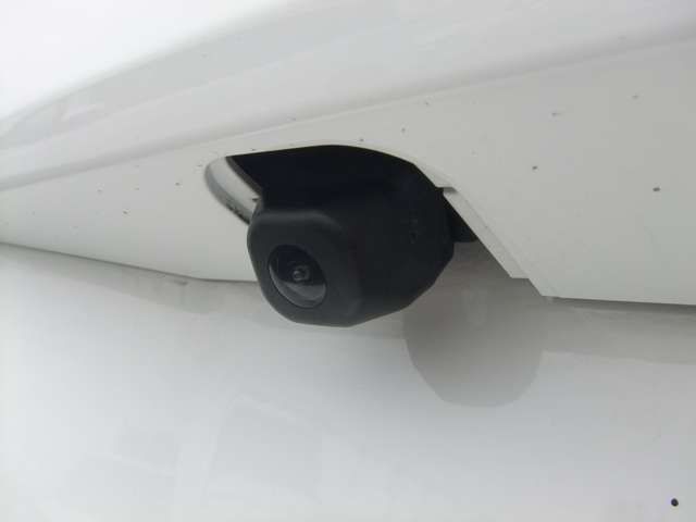 Toyota PRIUS ALPHA 2012-02 5863-8