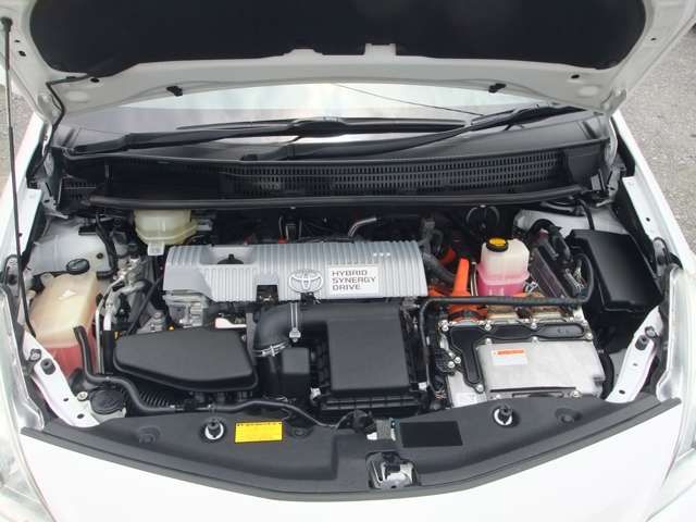 Toyota PRIUS ALPHA 2012-02 5863-15