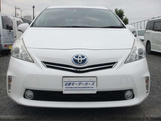 Toyota PRIUS ALPHA 2012-02 5863-1
