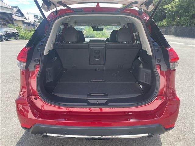 Nissan X-TRAIL 2018-07 12086-23