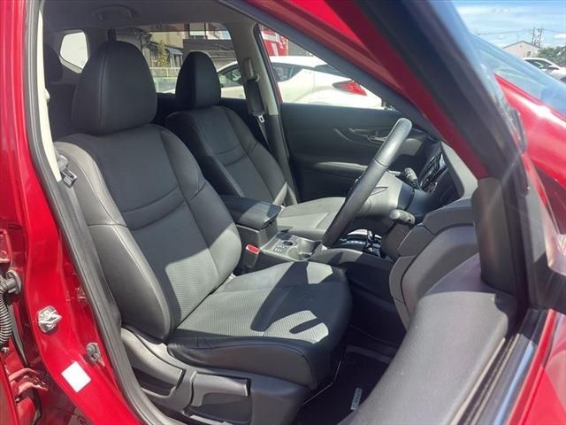Nissan X-TRAIL 2018-07 12086-19