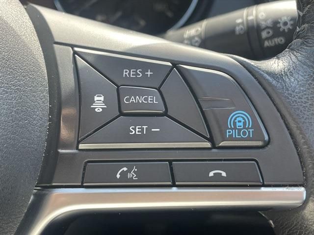 Nissan X-TRAIL 2018-07 12086-28