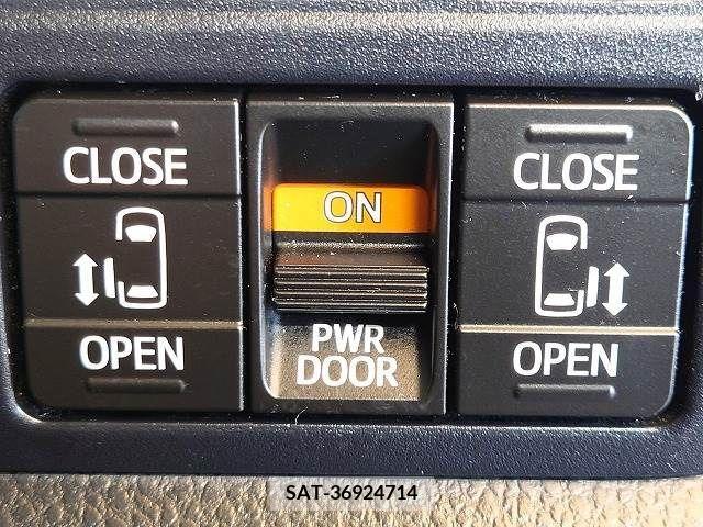 Toyota VOXY 2020-08 290836-4