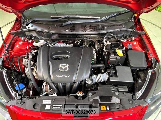 Mazda MAZDA2 2019-09 276381-18