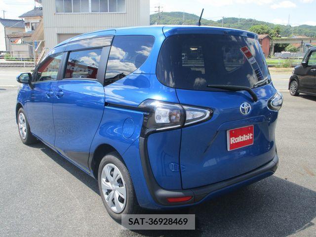 Toyota SIENTA 2018-11 329938-1