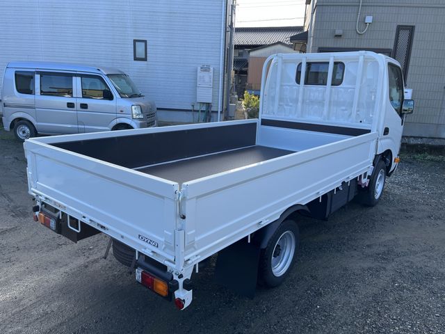Toyota DYNA TRUCK 2023-09 29048-3