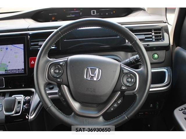 Honda e 2020-07 383210-13