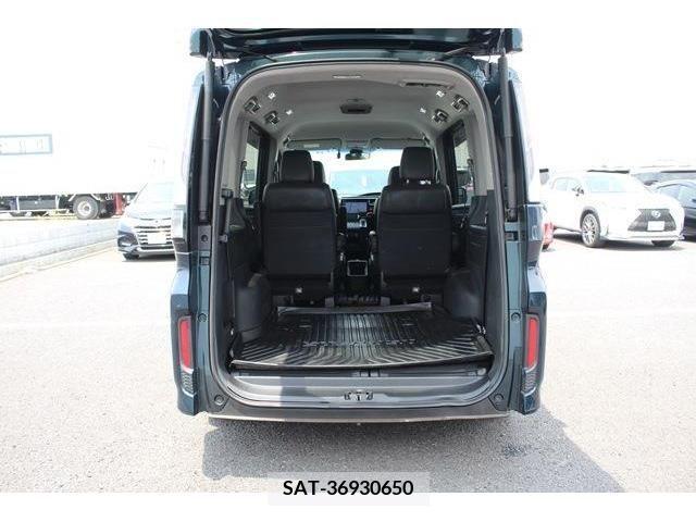 Honda e 2020-07 383210-17