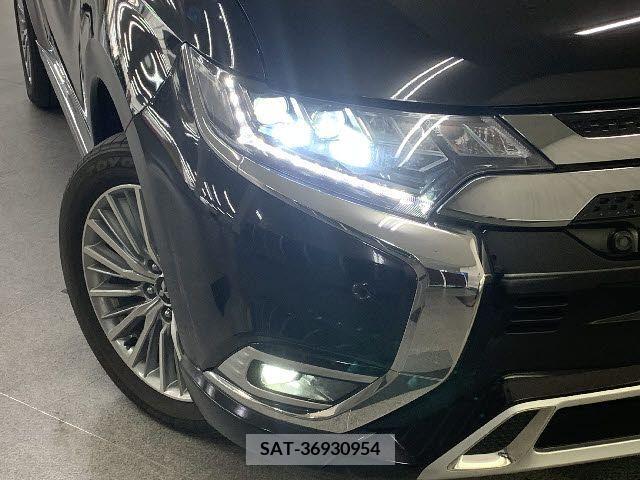 Mitsubishi OUTLANDER PHEV 2019-01 281164-26