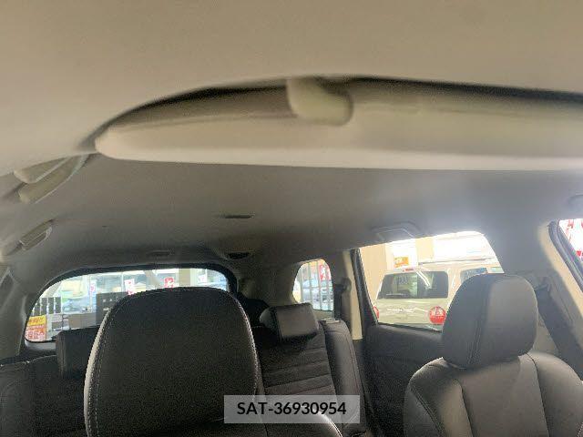 Mitsubishi OUTLANDER PHEV 2019-01 281164-24