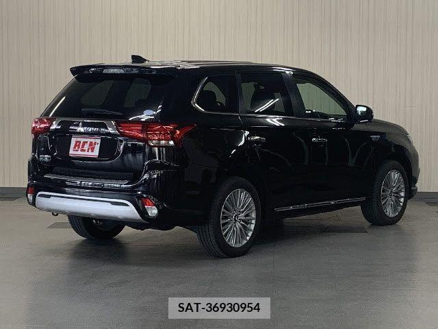 Mitsubishi OUTLANDER PHEV 2019-01 281164-2
