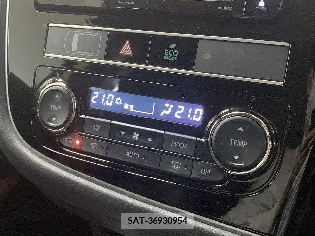 Mitsubishi OUTLANDER PHEV 2019-01 281164-19